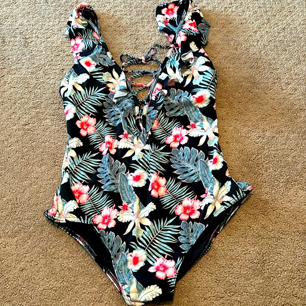 Nearly New Roxy swimsuit